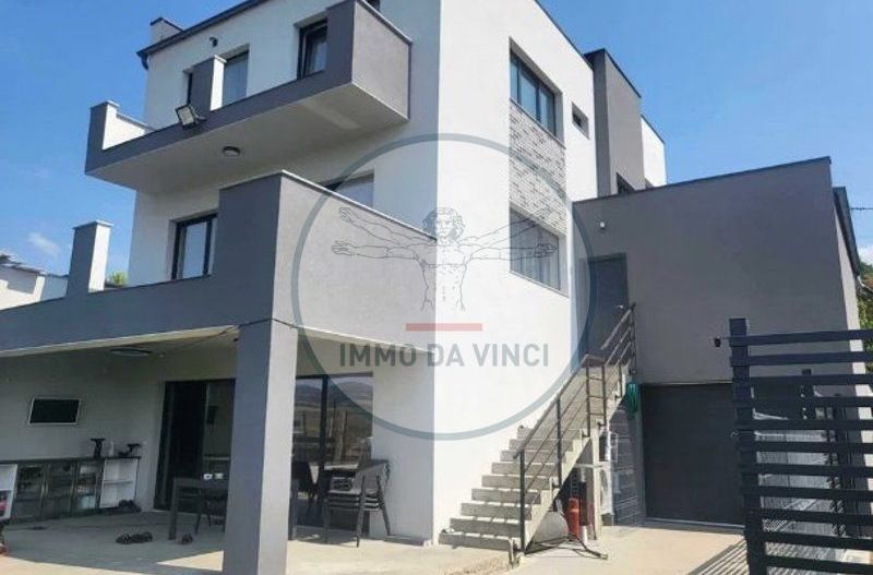 Casa individuala (nu duplex), cartier Iris , str Pomet - Poză 3