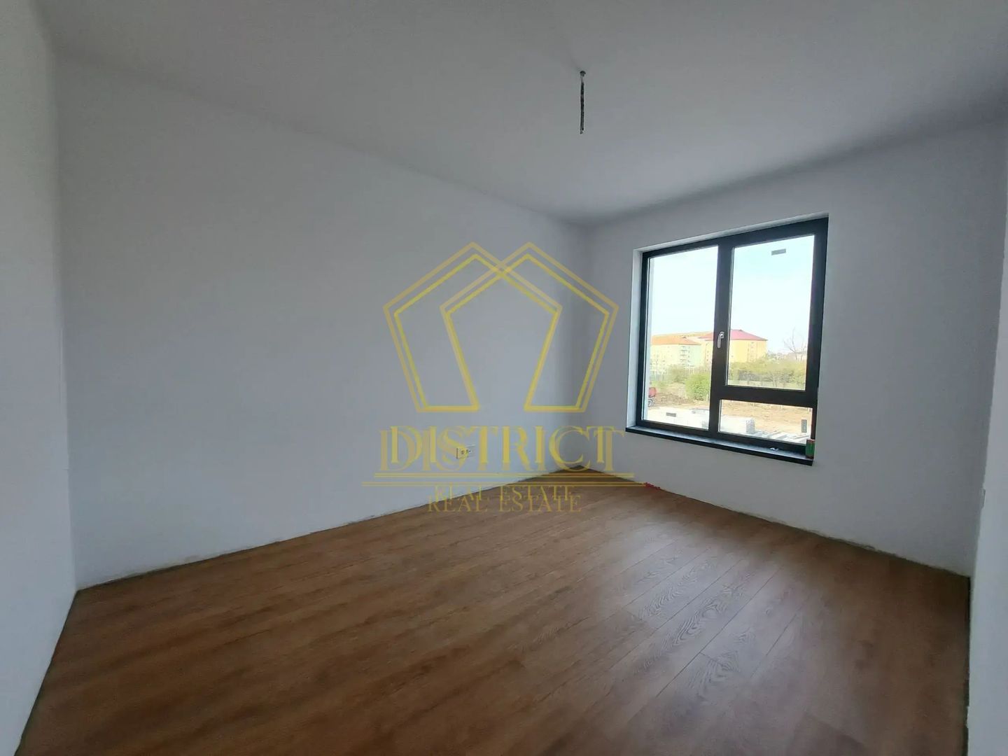 COM 0% Apartamente cu 3 camere finisate | Terasa 9.4 mp | Torontalului - Poză 4