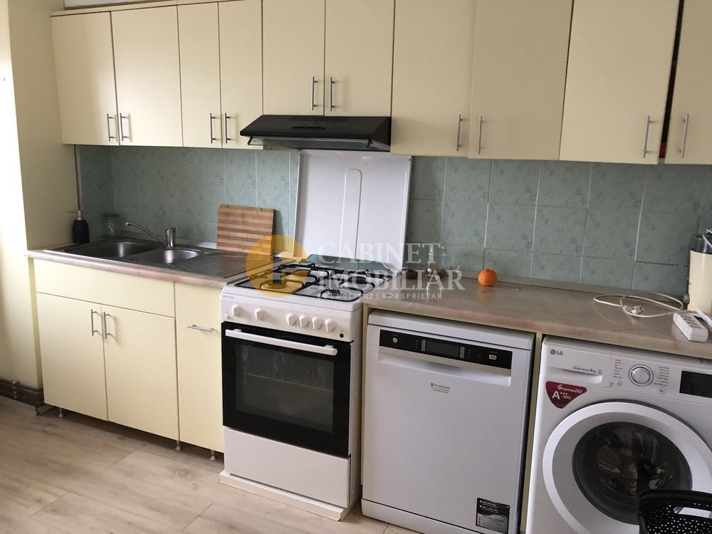 Apartament 2 Camere Decomandat Nicolina 54 Mp Bloc pe Cadre - Poză 3