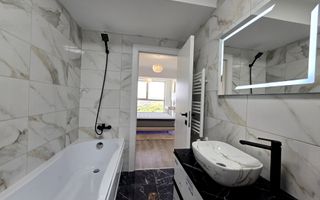 Copou- 3 camere 2 bai- decomandat- modern- parcare subterana - Poză 8