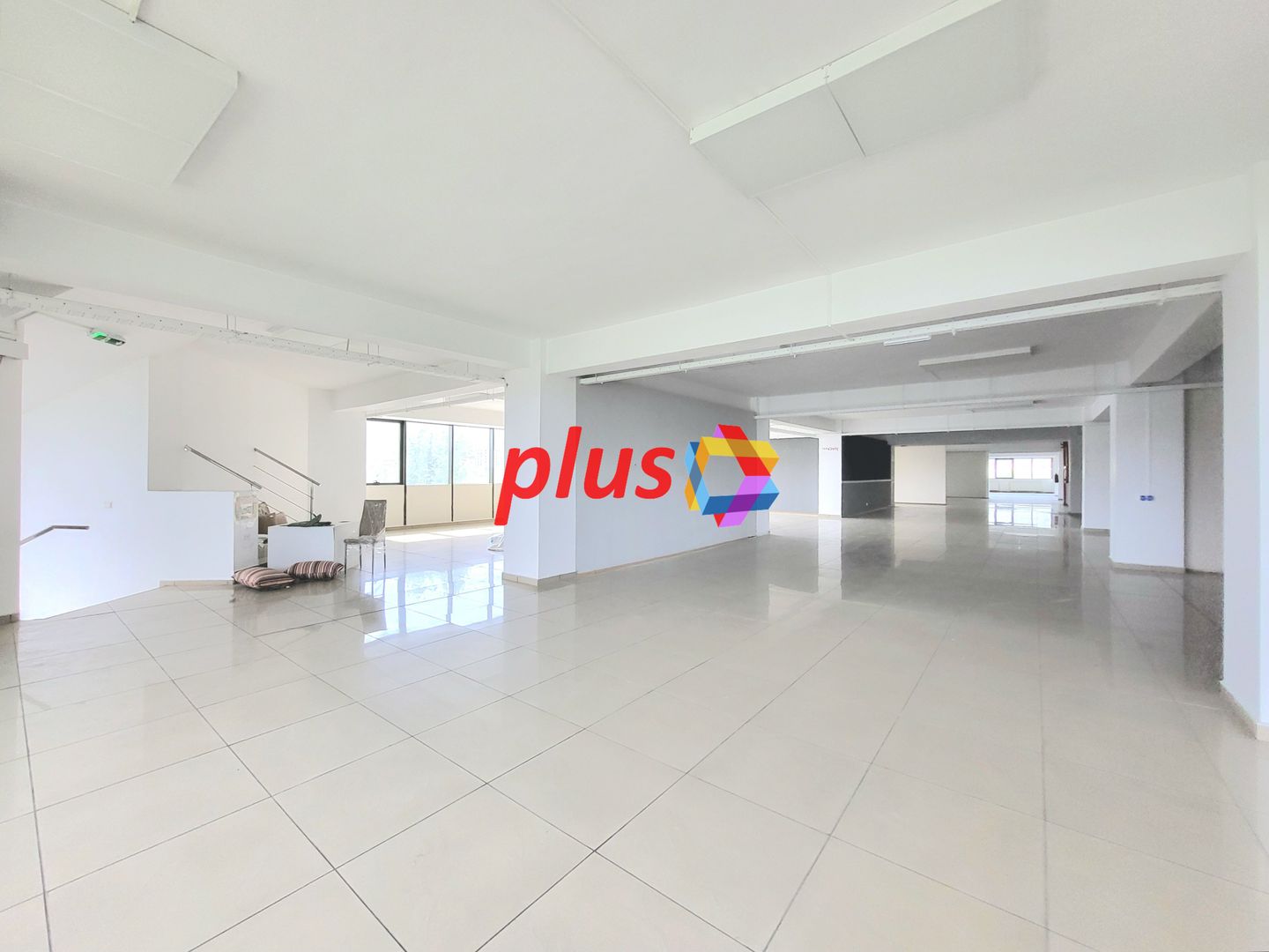 Spatiu comercial de inchiriat - 1.000 mp - Poză 6