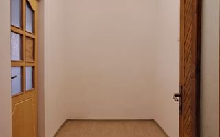 TINERETULUI (metrou) - DIMITRIE CANTEMIR, casa 2 camere, curte proprie - Poză 6