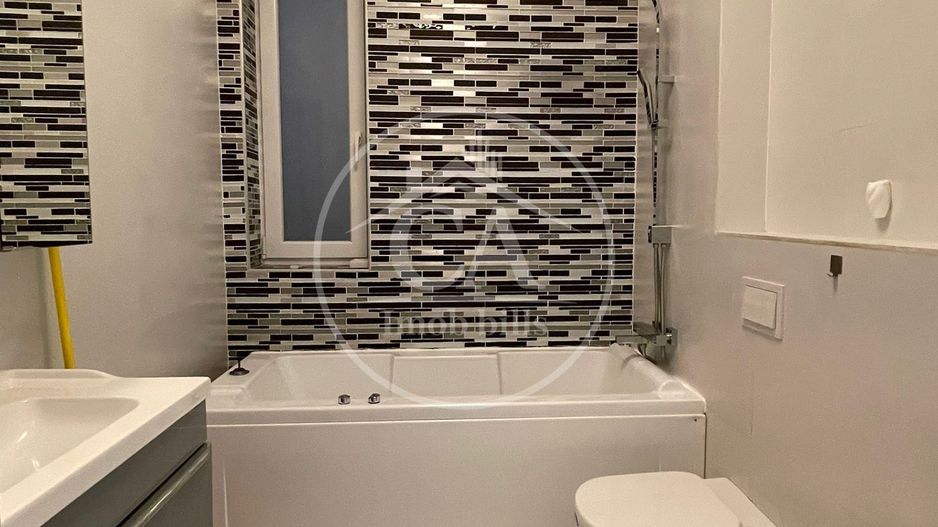 Apartament la casa, de inchiriat cu 3 camere Ultracentral, Oradea - Poză 6
