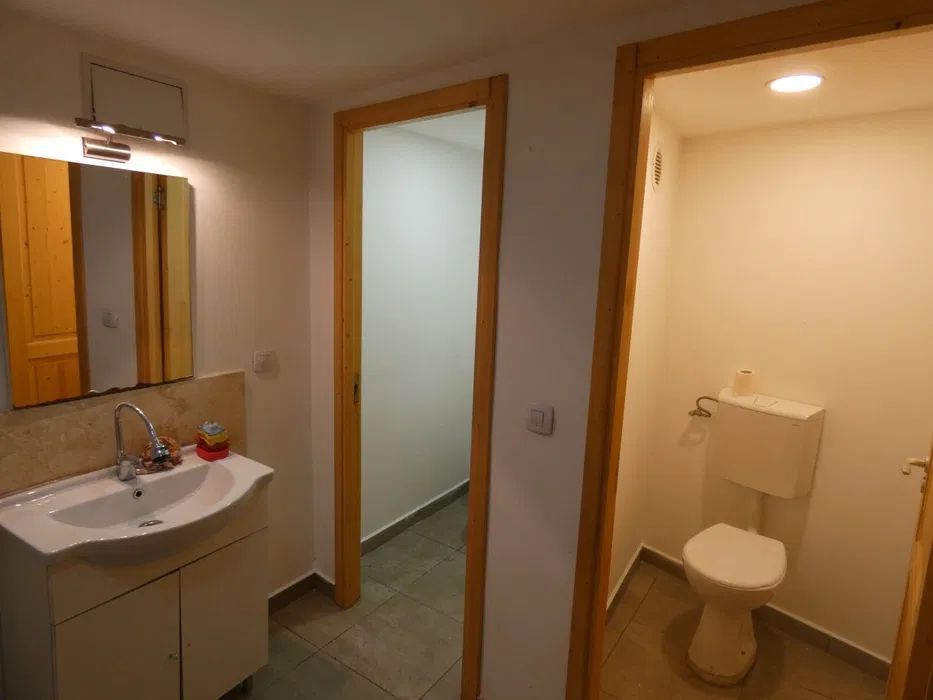 Spatiu comercial la subsol, Zona centrala - Poză 3