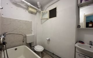 Vanzare apartament 2 camere semidecomandate zona Horea! - Poză 8