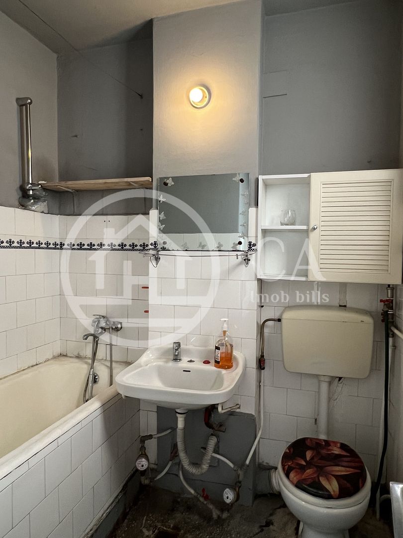 Apartament cu 2 camere de vanzare in Rogerius Oradea - Poză 3