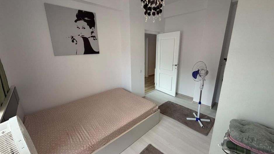 AP. 3 CAMERE - CENTRALA PROPRIE, PARCARE, BLOC NOU, MOBILAT MODERN - Poză 2
