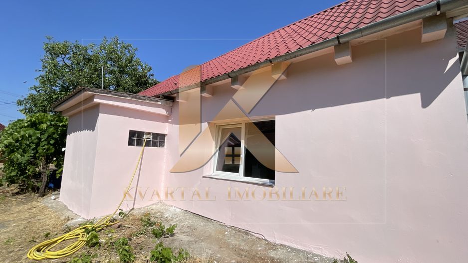 Casa individuală renovată 2 camere, 300mp teren. Zona Aradul Nou! - Poză 8