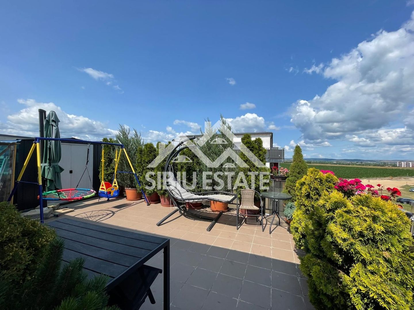 Penthouse modern cu terasă spectaculoasă de 50 mp Belvedere Residence - Poză 1