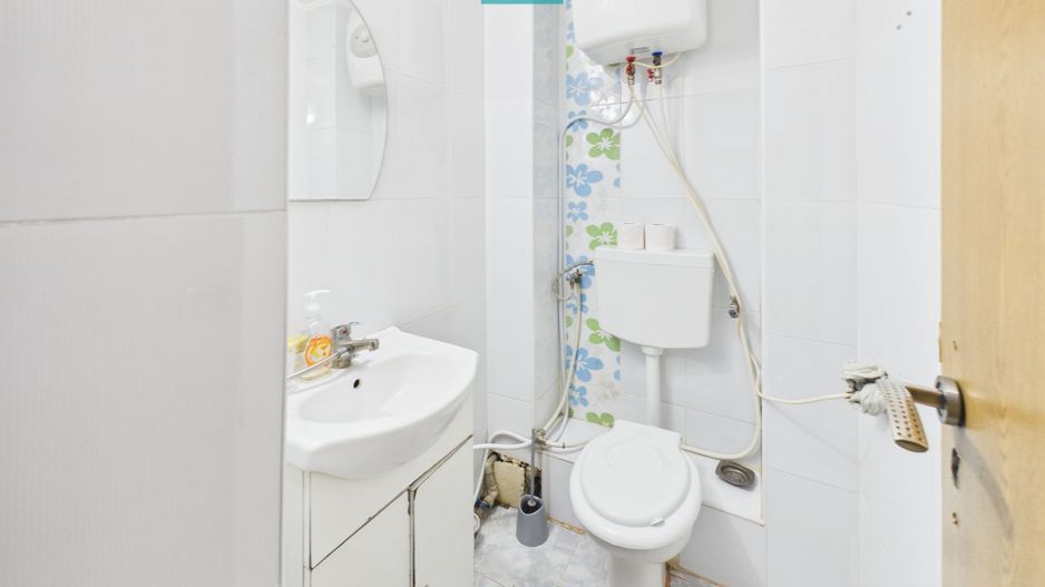 Garsonieră în Confecții de vânzare - Poză 7