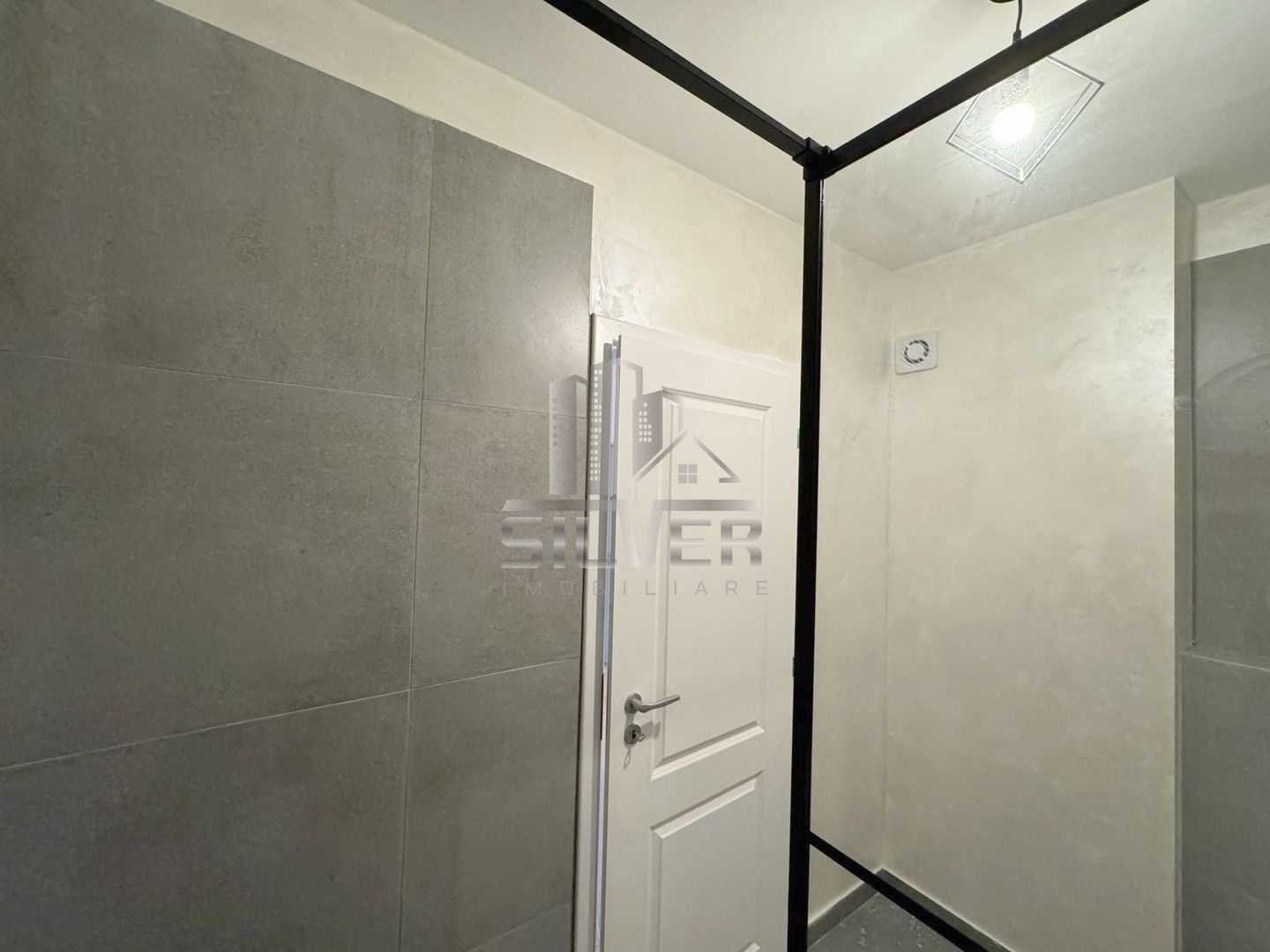 Apartament cu 2 camere/terasa 11 mp/ zona strazii Eroilor! - Poză 6