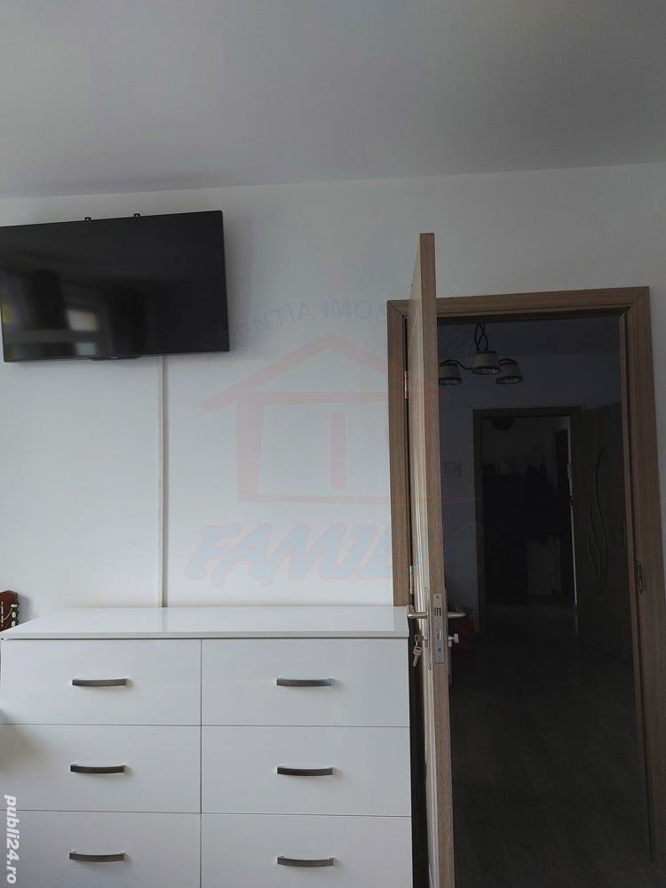 Apartament luminos, 2 camere, semidecomandat, etaj 2 – Tiglina 2 - Poză 10