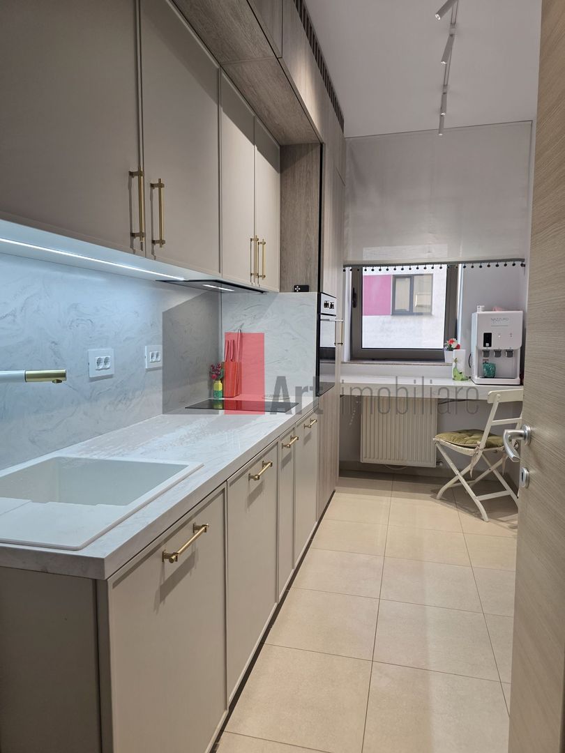 Inchiriere  apartament 3 camere Politehnica - Poză 4