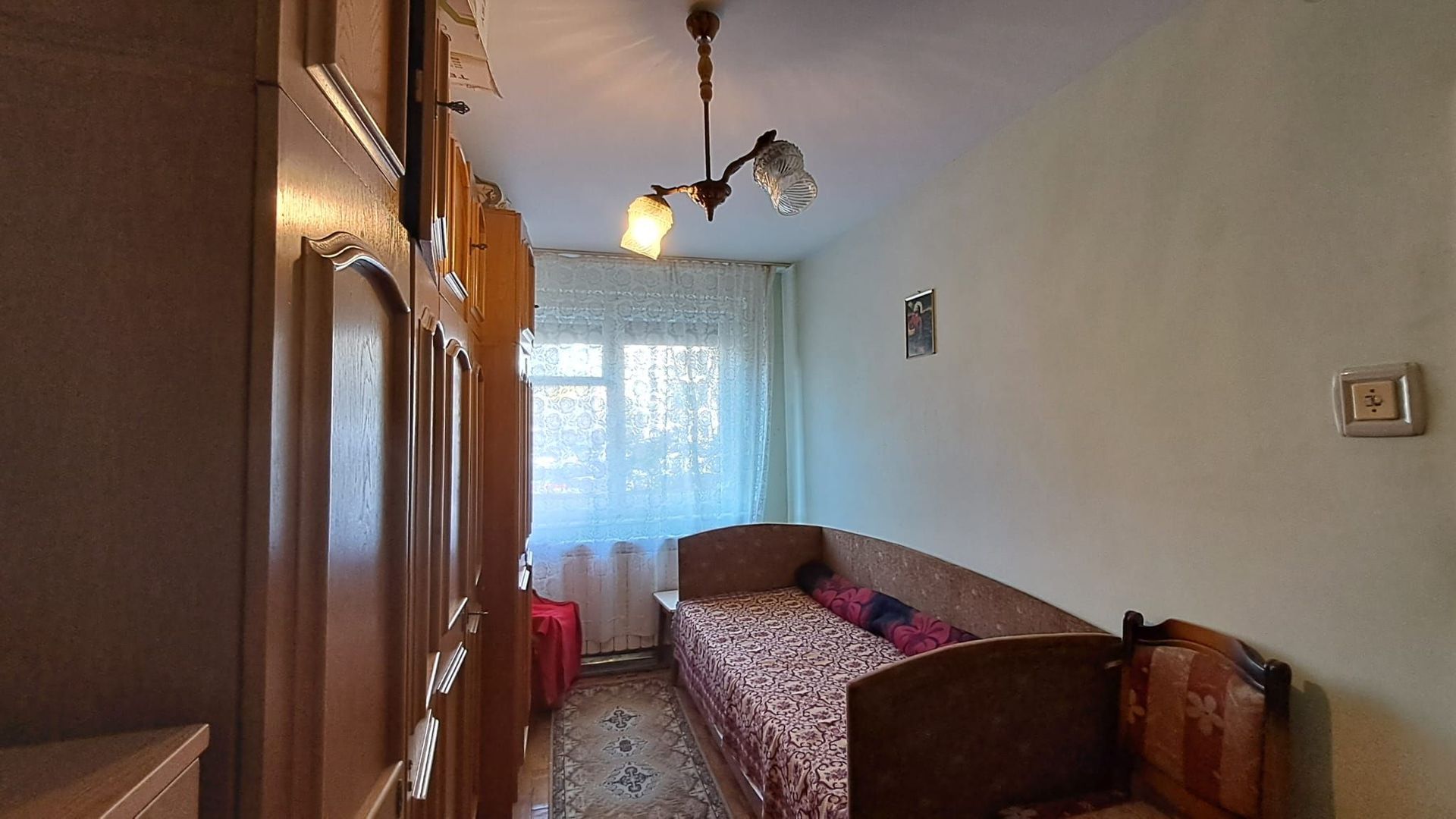 Apartament cu 3 camere, parter inalt, zona Sovata-malul Crisului - Poză 9