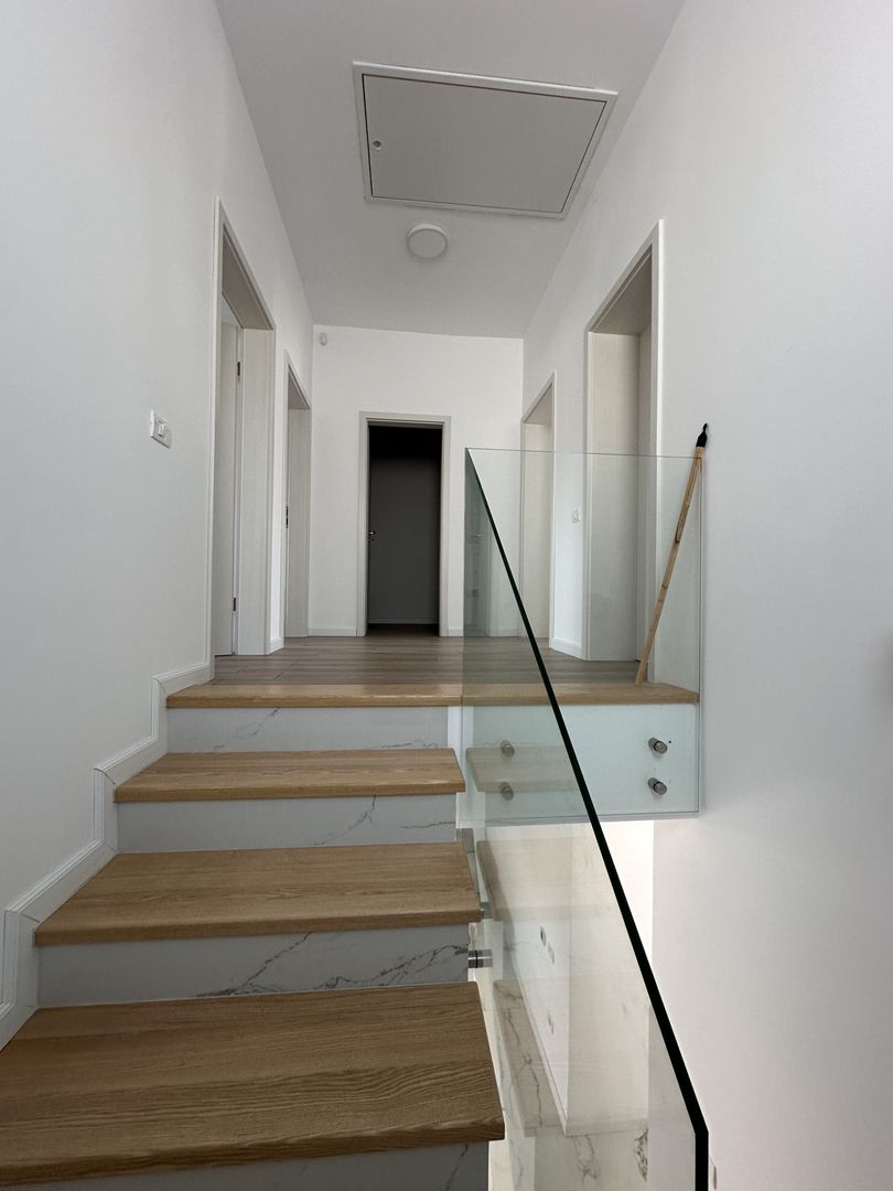 Duplex despărtit  prin garaj zona Ikea - Poză 19