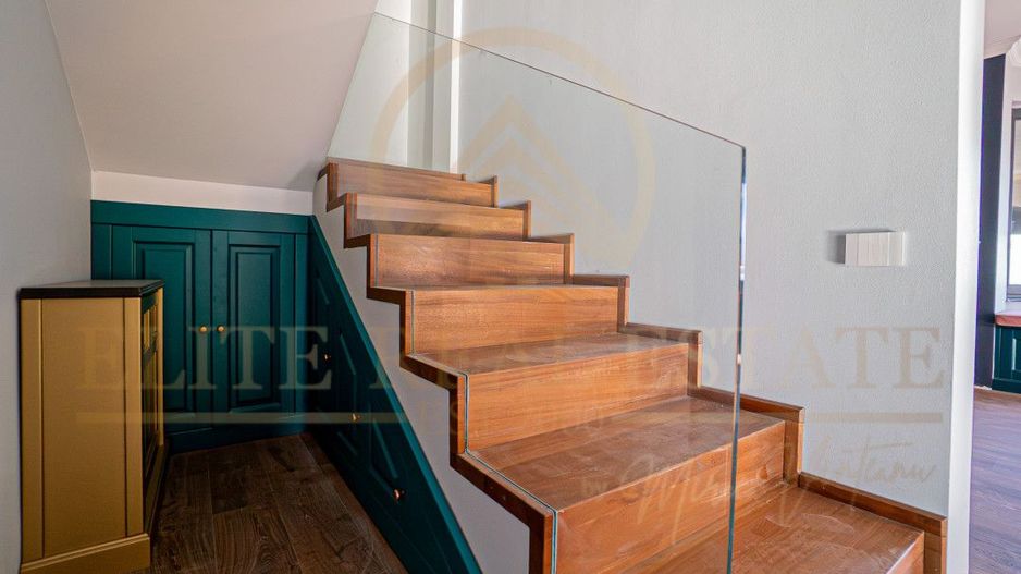 Năvodari - Casă exclusivistă cu ponton privat – Primul rând la lac - Poză 16