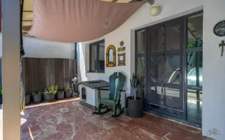 Vilă de arhitectură cu piscină, garaje și teren de 800 mp - Poză 50