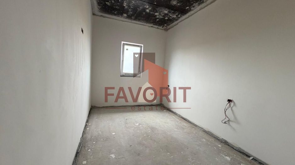 Duplex despartit cam tehnica | 5 camere | Toate utilitatile | 2 bai | - Poză 4