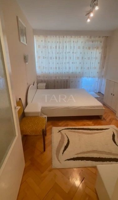 Apartament cu 3 camere de vanzare in Grigorescu. - Poză 1