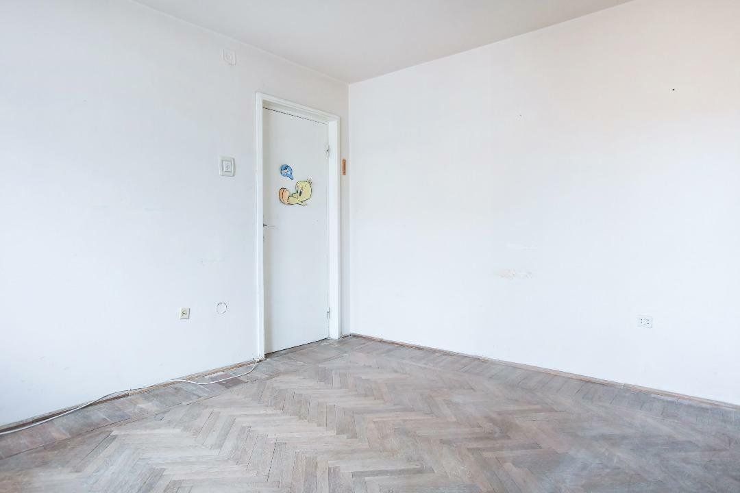 Apartament 3 camere Mircea cel Bătrân confort 1 sporit - Poză 4