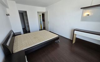 Apartament cu 3 Camere, Scară Interioară, Zona Centru - Poză 11