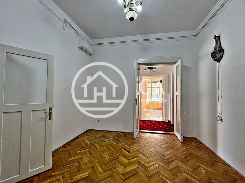 Casă de închiriat cu 3 camere în zona centrală,Oradea - Poză 9