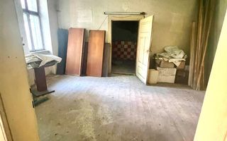 Casă Centrală 92 mp-Teren 147 mp- Proiect profitabil la renovare - Poză 3