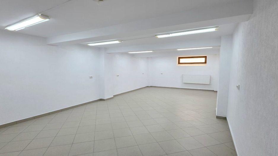 Delea Veche- Vila S+P+1E+Pod- 8 camere- 290 mp utili - Poză 5