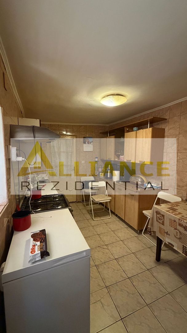 METROU EROII REVOLUTIEI - CASA 5 CAMERE - 110.000 EURO - Poză 22