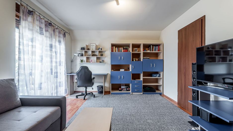 VILĂ MODERNĂ CU PISCINĂ, SAUNĂ- COMISION 0% – ARADUL NOU - Poză 6