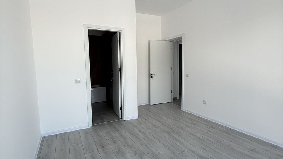 3 CAMERE / PARCARE GRATUITA / METROU N. TECLU! - Poză 3