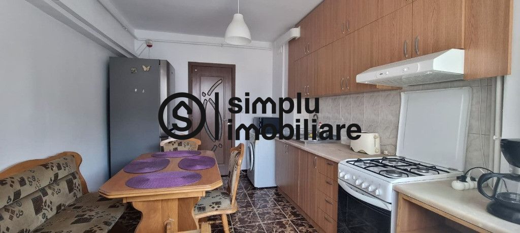 2 decomandate ultracentral, etaj 2, centrala - 450 Euro - Poză 6