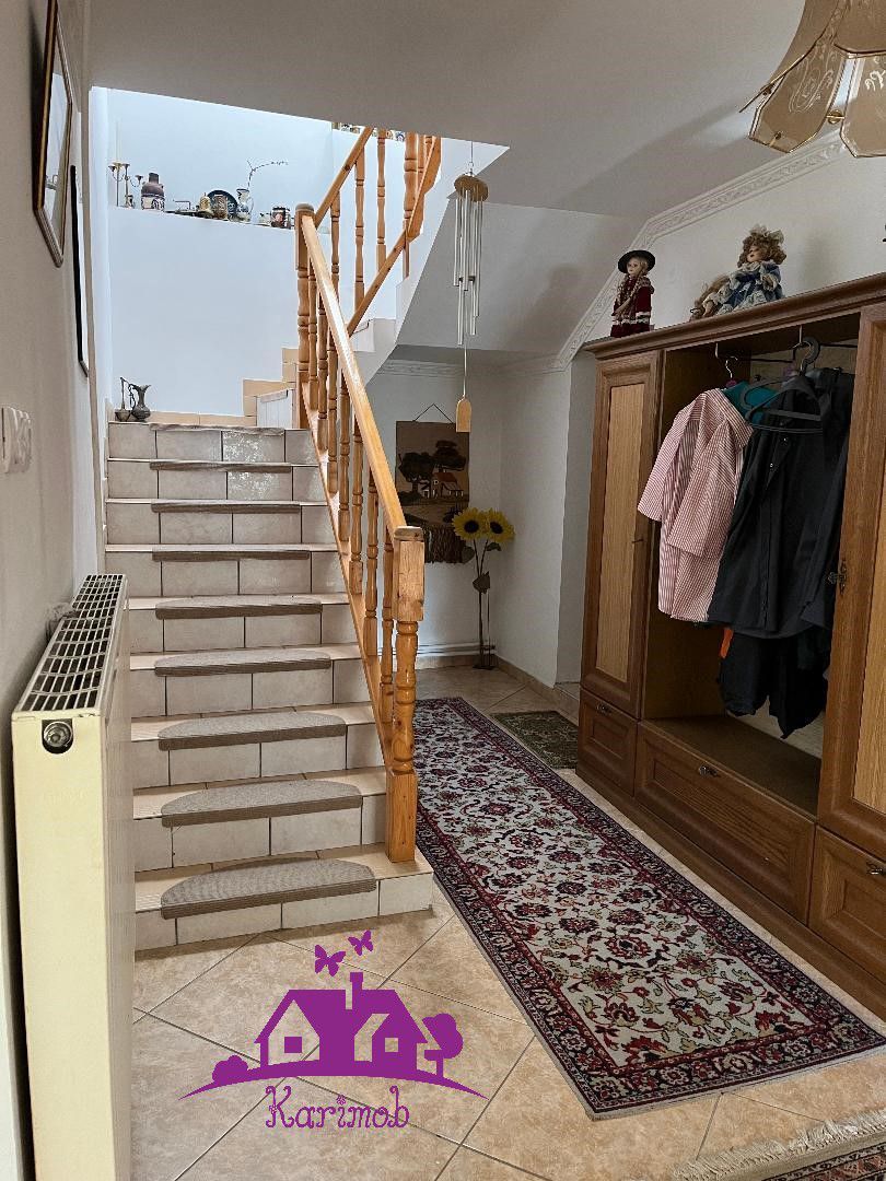 Casa zona Spitalul Judeten - Poză 11