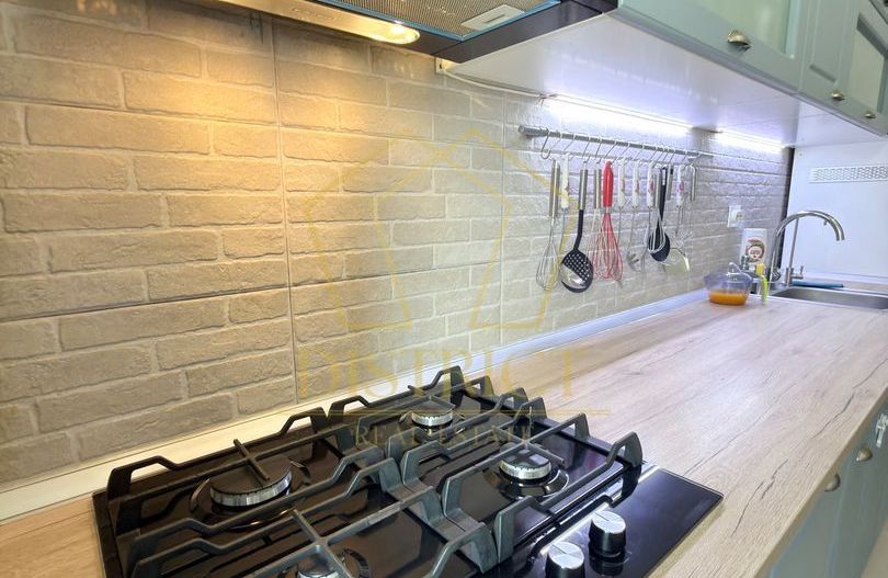 Apartament cu 3 camere decomandat, complet mobilat si utilat la parter in Giroc. - Poză 6