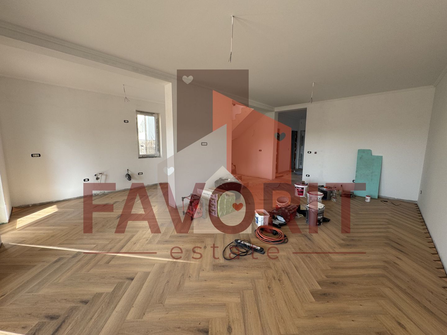 Finisat la cheie. Acces asfaltat. Toate utilitatile - Poză 3