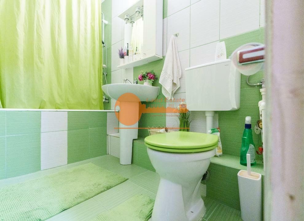 4 camere la 300m de Metrou Crangasi - Poză 10