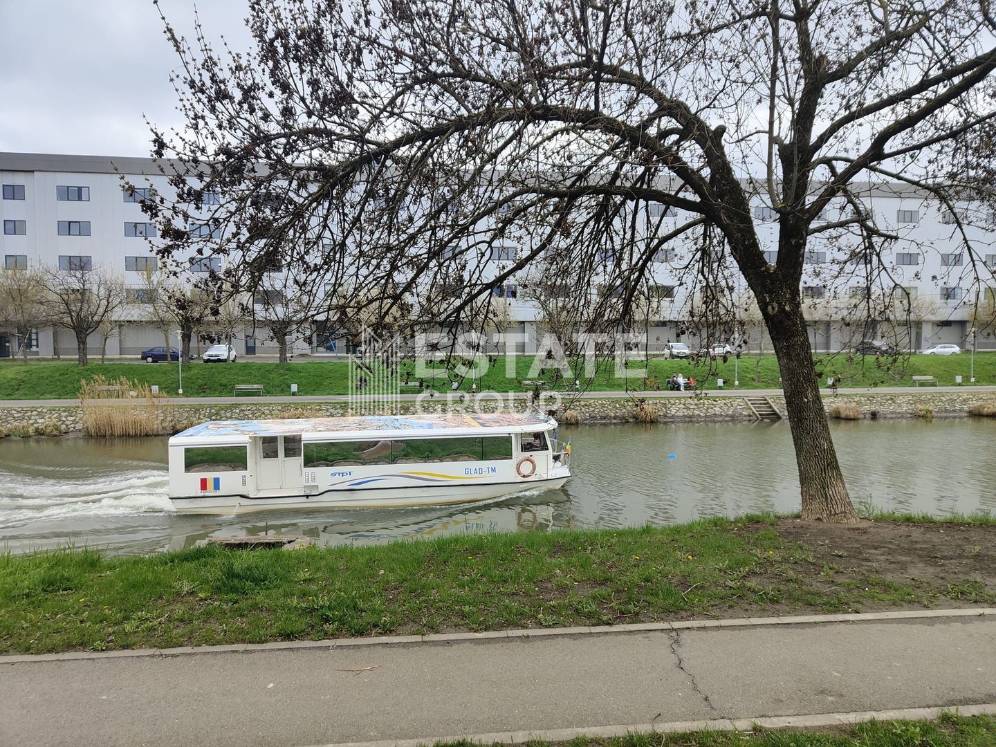 Garsoniera decomandata cu bucatarie si baie - Poză 9