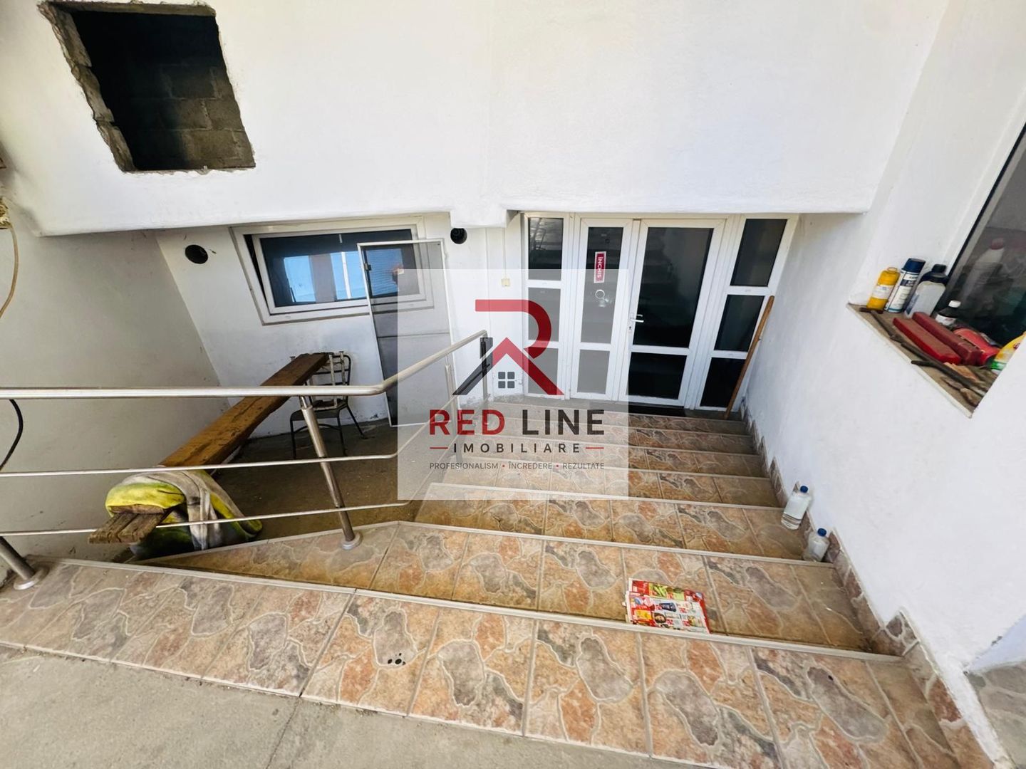 Vilă impunătoare, construcție solidă D+P+E+M, 430 mp – pretabilă pensiune - Poză 4