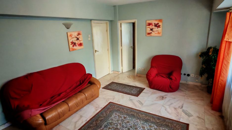 Apartament decomandat 3 camere |  Universitate – Scoala De Arhitectura - Poză 3