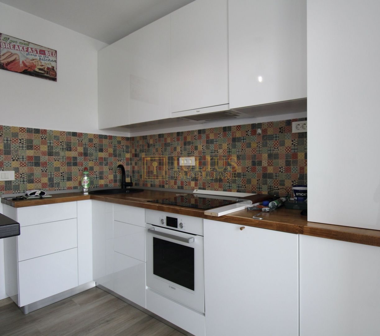 Apartament 2 camere, 3 balcoane, loc de parcare, centrala proprie, Dumbravita - Poză 15