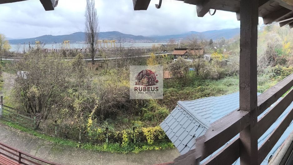 Proprietate langa Dunare – 3000 mp, priveliste si potential business - Poză 4