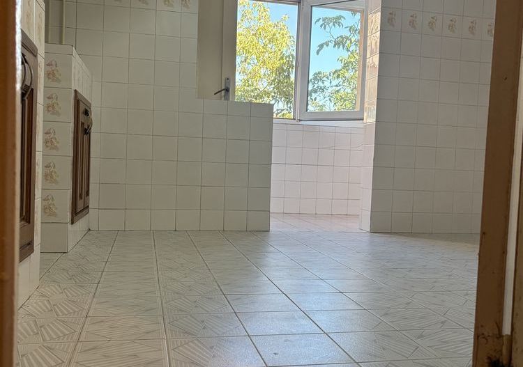 Soarelui| 2 Camere | Decomandat | 51 mp + Balcon | Etaj 3 - Poză 7