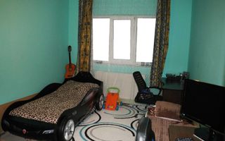 Locație liniștită și parcare proprie – apartament 3 camere Florești. - Poză 7