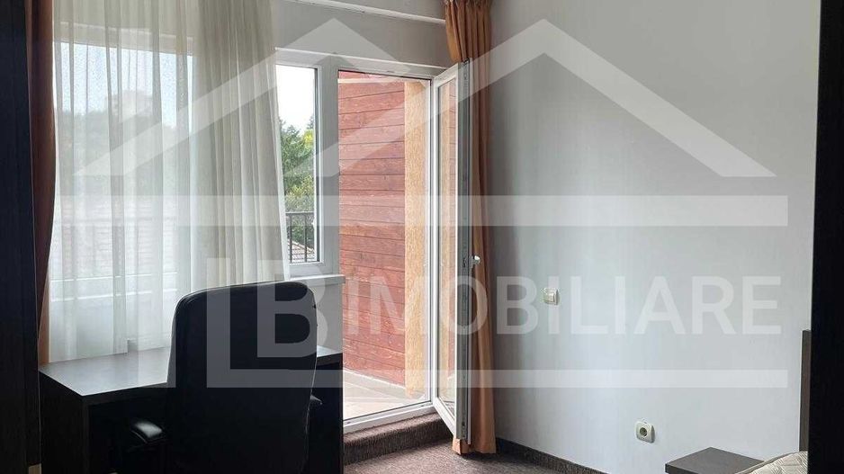 Apartament cu 5 camere UMF, de inchiriat, 7 Noiembrie - Poză 3