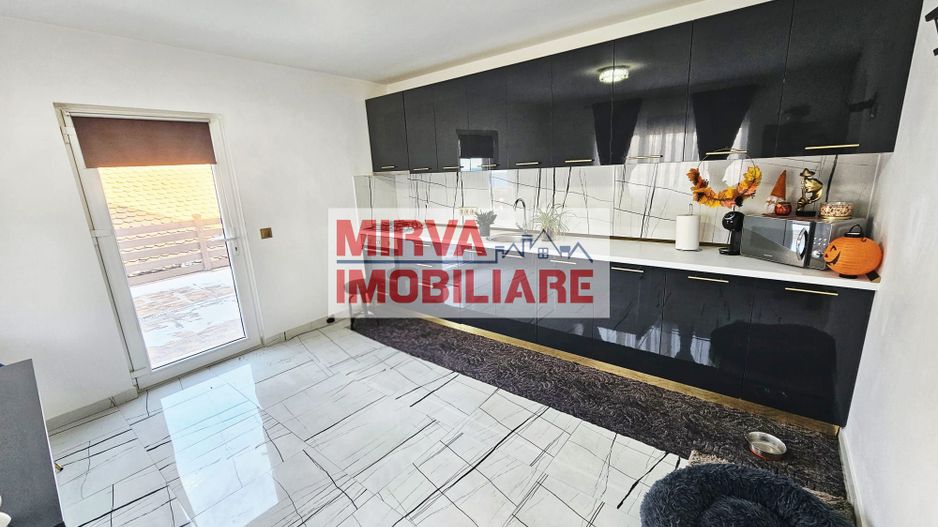 Vilă cu 5 camere, posibilitate două apartamente – Zona Bereasca - Poză 14