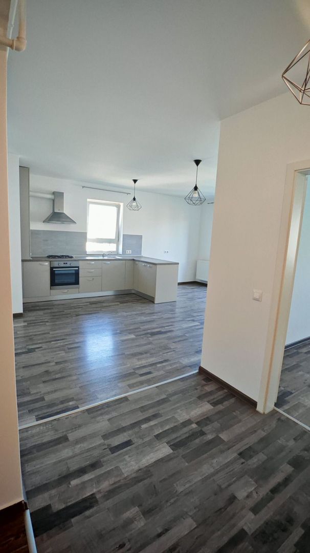 Apartanent 3 camere ,Avantgarden etaj 5, bucataria mobilata. - Poză 9