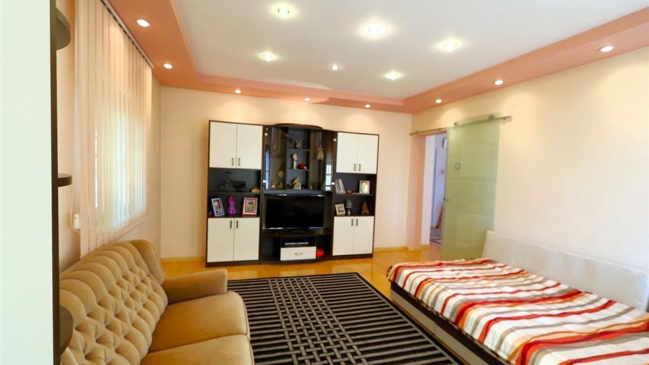 Ovidiu Sud, vila tip duplex  P+1E, 140 mp utili, deschidere pe colt! - Poză 16