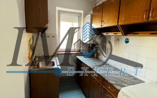 Apartament cu 3 camere renovat de vânzare in Sebeș - Poză 4