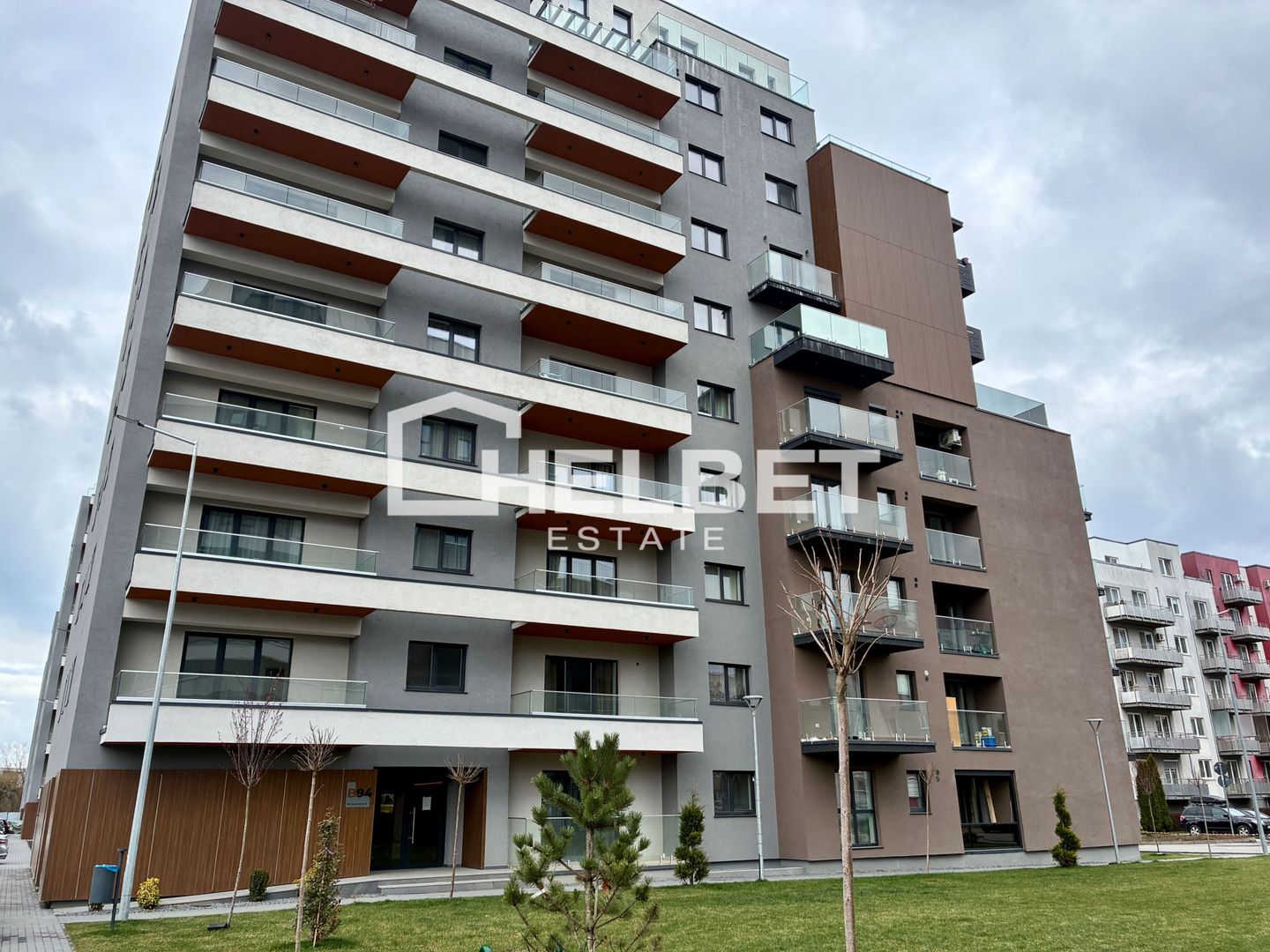 2 Camere / Decomandat / Boxă / Parcare - Poză 13