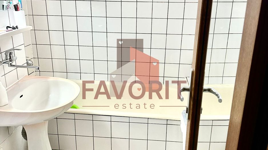 3 camere | etaj 2 | centrala proprie | renovat | zona excelenta | - Poză 15